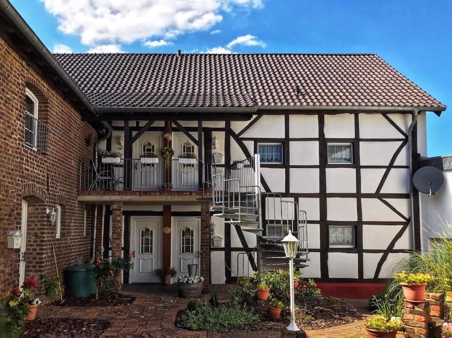 Fewo Mit Eigener Terrasse Und Ausblick Mechernich Exterior photo